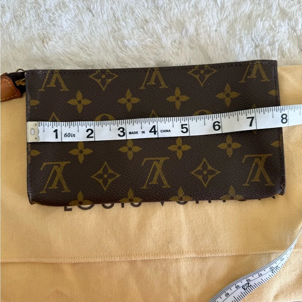 Louis Vuitton Monogram Bucket GM Pouch, COA - Picture 11 of 13